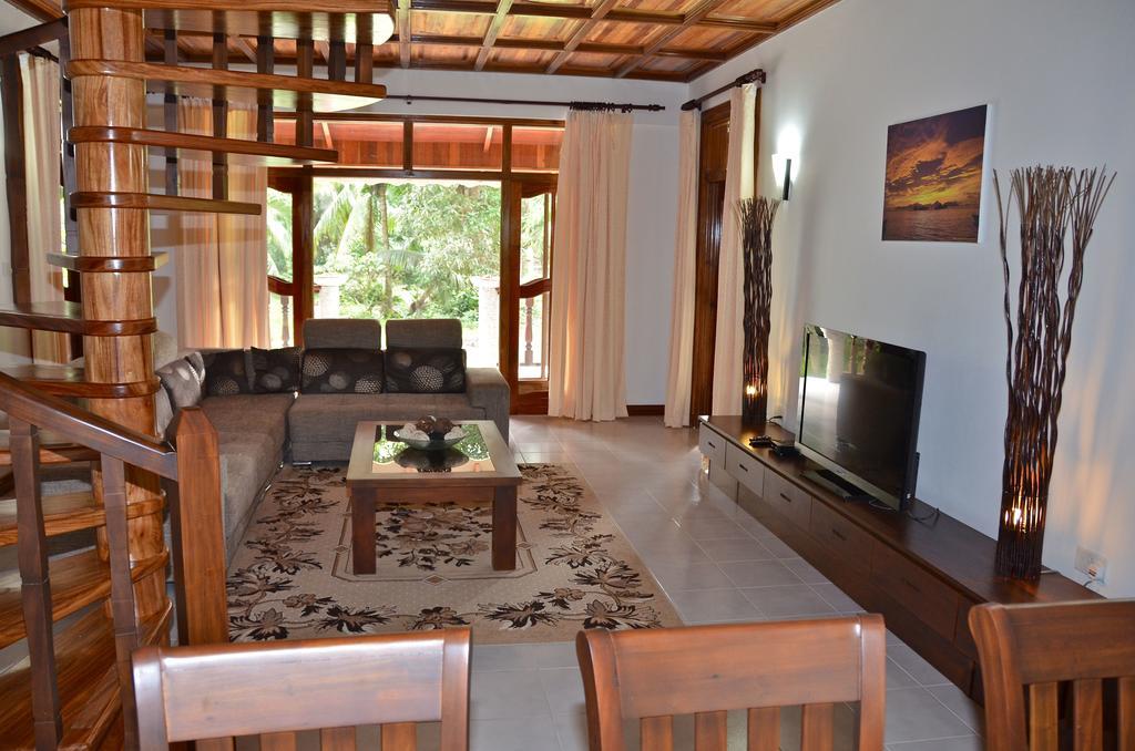 Villa Pasyon ลาดิก ภายนอก รูปภาพ